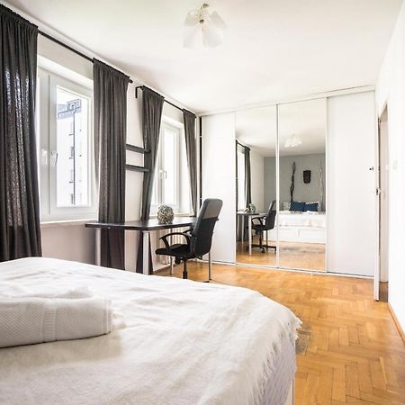 Oomph Warsaw Central 3-Bedroom Flat 外观 照片